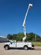 2017 Ford F550 Bucket Truck - Powerstroke Diesel - Auto Trans - 4x4 - Versalift SST40 Boom