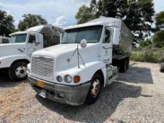 Freighliner Tender Truck