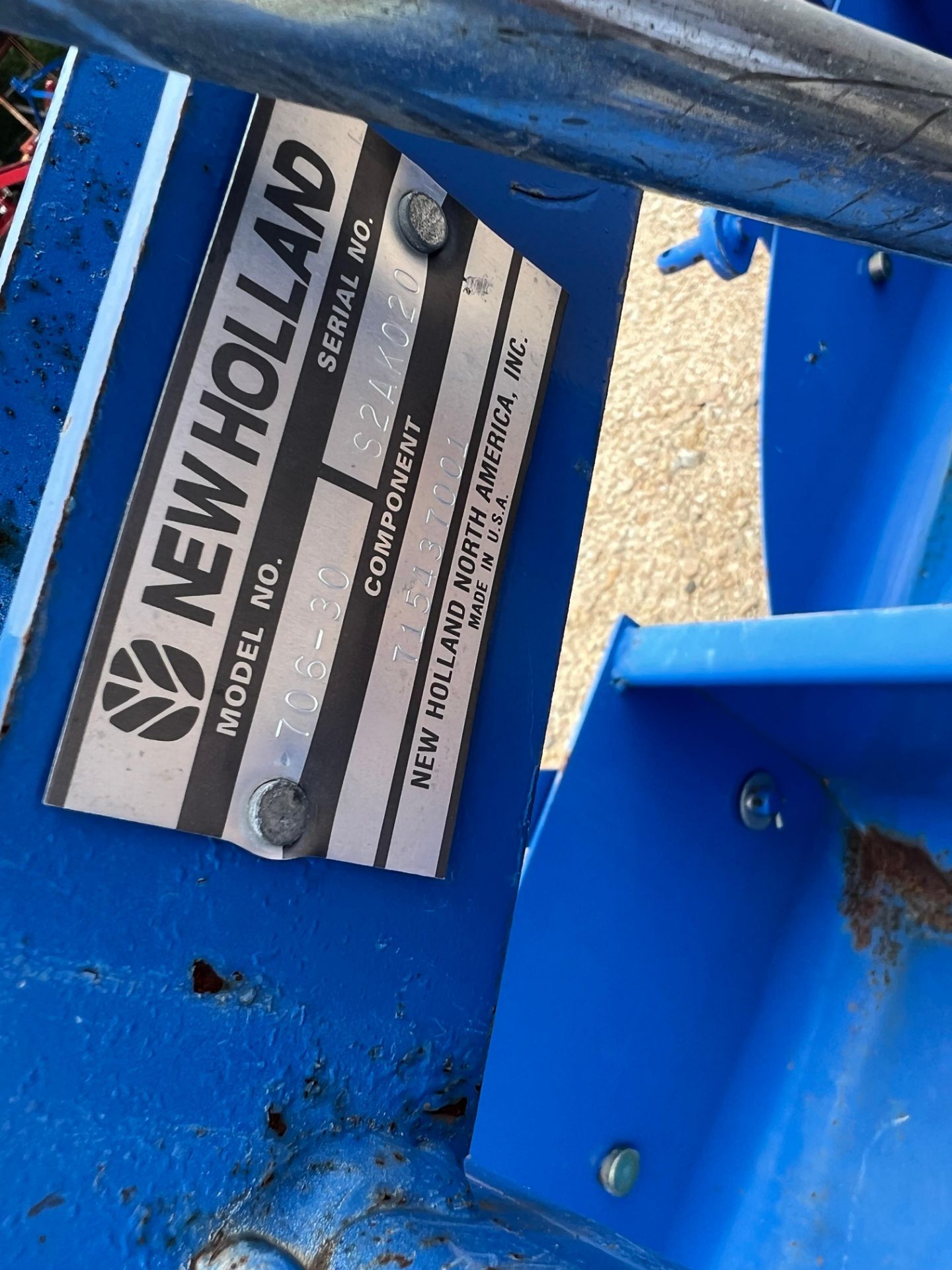 NEW HOLLAND 706 30 INCH 3PT DIRT SCOOP - Image 4 of 4