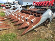 1977 Gleaner A630 Corn Head