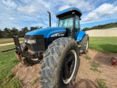 New Holland TV145 4wd Tractor