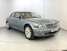 2003 Jaguar XJ8