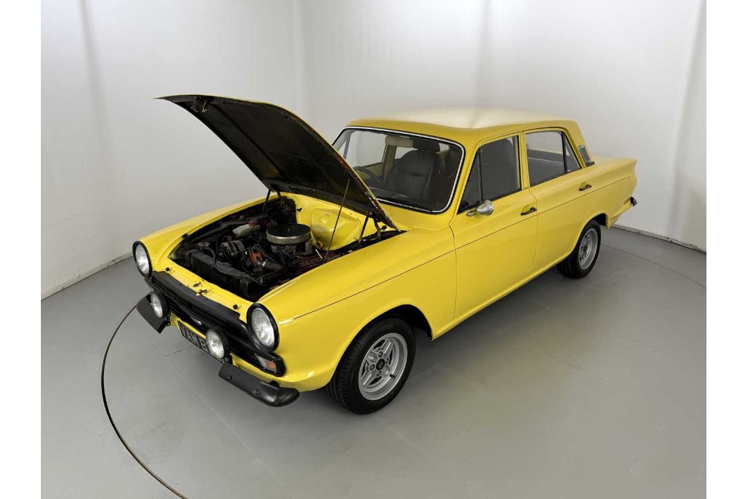 1966 Ford Cortina - NO RESERVE 3 Litre V6 Engine  - Image 31 of 32