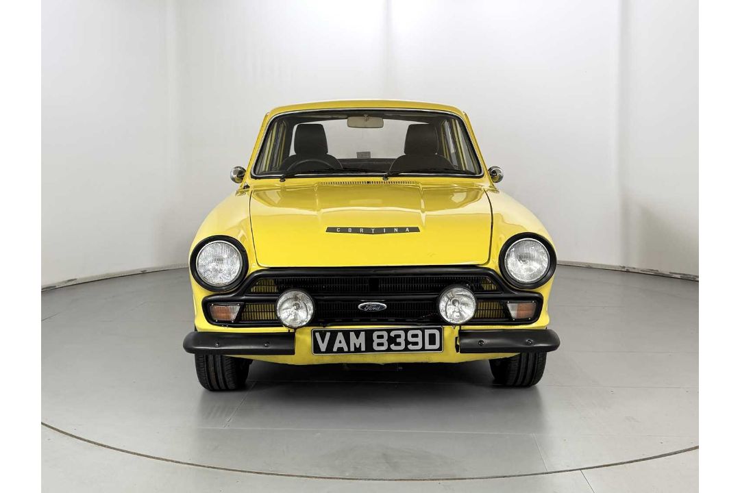 1966 Ford Cortina - NO RESERVE 3 Litre V6 Engine  - Image 2 of 32