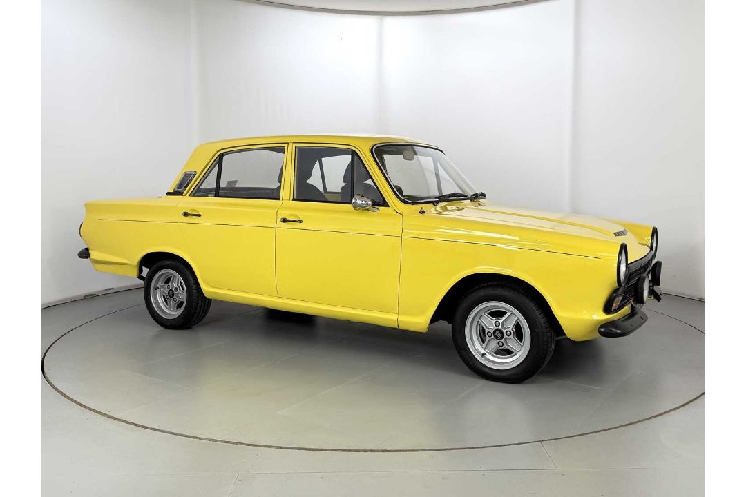1966 Ford Cortina - NO RESERVE 3 Litre V6 Engine  - Image 12 of 32