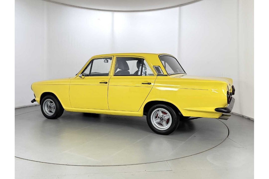 1966 Ford Cortina - NO RESERVE 3 Litre V6 Engine  - Image 6 of 32