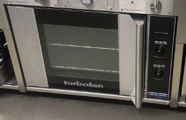 Blue Seal E31D4 Stainless Steel Counter Top Turbofan Convection Oven 240v