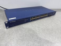 Netgear GS724T ProSafe 24-Port Gigabit Smart Switch 100-240v, With Power Supply
