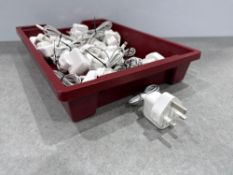 16no. Apple 10W USB Power Adapters 100-240v