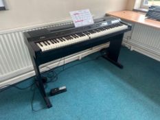 Yamaha YPP-200 Digital Piano, With Power Supply