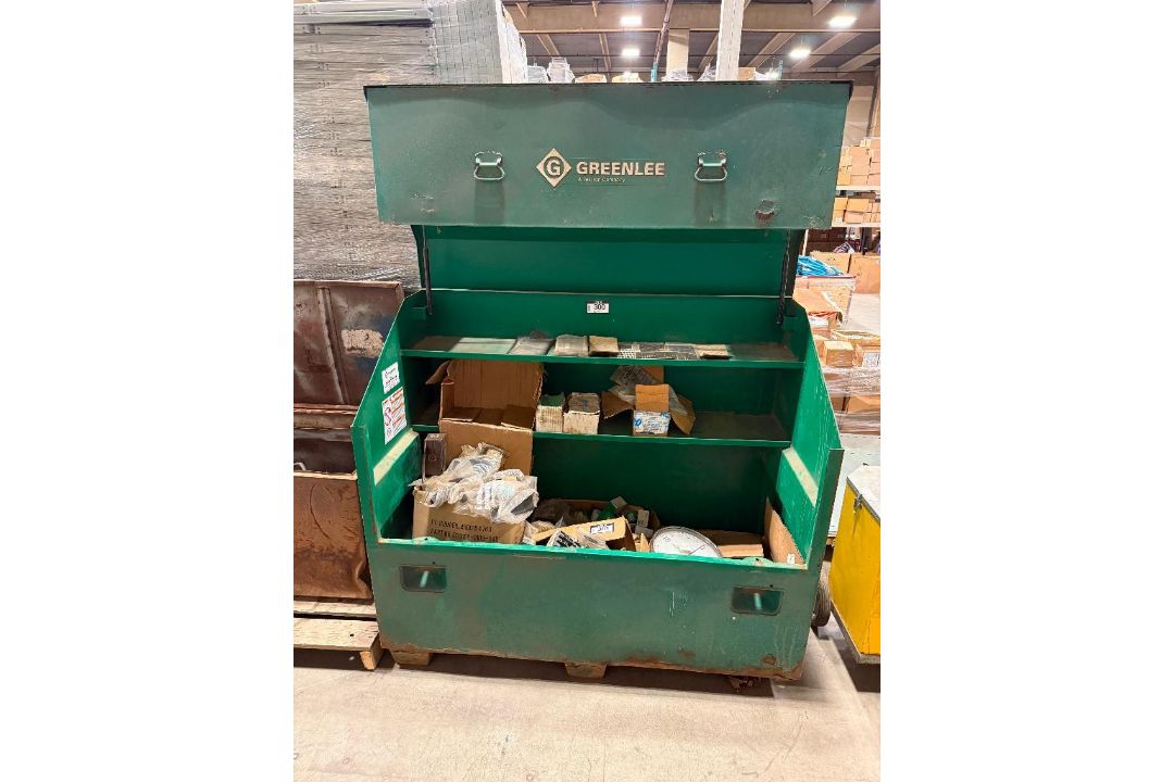 Greenlee 3660 Slant-Top Job Box **Contents not Included** - Image 3 of 4