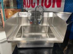 OMCAN 44586 WALL MOUNTED HAND SINK WITH SPLASHGUARD, 4