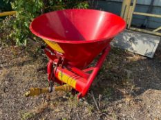 Cosmo P250 Fertilizer Spreader