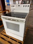 Frigidaire Glass Top Stove