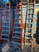 Sturdy 10’ Fiberglass Step Ladder