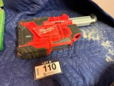 Milwaukee M12 Cordless HammerVac