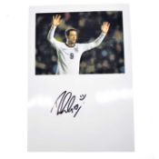 Signed Danny Ings A4 colour photograph, England