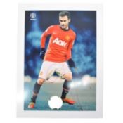 Signed Juan Mata 5x7 colour photograph, Manchester United