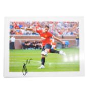 Signed Javier Hernandez 5x7 colour photograph, Manchester United