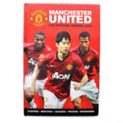Manchester United signed official annual 2013