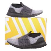 Adidas Ultraboost Laceless, black/grey, UK10,