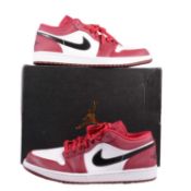 Nike Air Jordan 1 Low, Noble red, black-white, UK10.5,