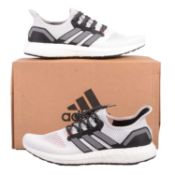 Adidas AM4 Tokyo, white/black/white, UK9.5,