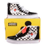 Vans, Disney Mickey Mouse SK8-HI Zip, UK 3