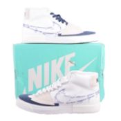 Nike, SB Zoom Blazer Mid Edge, White/Midnight Navy, UK 10.5, box damaged