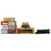 Quantity of assorted OO/ HO gauge model railway locomotives and rolling stock