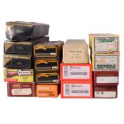 Mixed quantity of OO and HO gauge model railways,