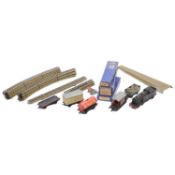 Small quantity of Hornby OO railway, 3-rail