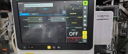 GE B125 Patient Monitor