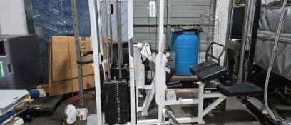 Quantum four station workout equipment