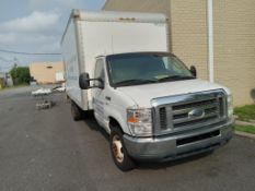 2013 Ford E-350 Box Truck w/ Large Lift Gate