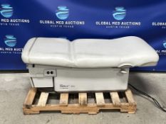 Midmark 222-016 Examination Table