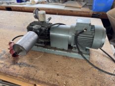 Vacuum Pump (E2285)