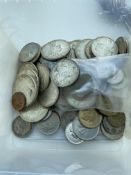 Ensemble de pièces de monnaie anciennes et variées, mélange de provenances dont argent.