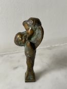 Joseph M. Kratina (1872-1953). Cachet en bronze représentant deux angelots (cachet vierge). Signé.