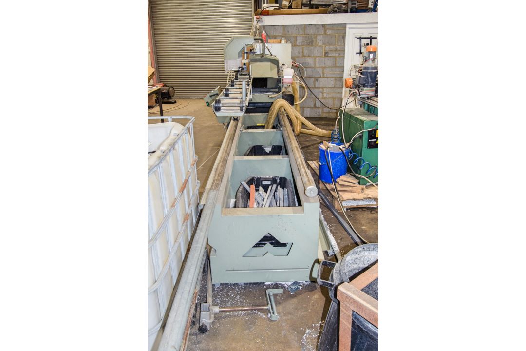 Emmegi Classic Magic 450 TU/4 electronic control double head mitre saw Year: 2017 S/N: C121164 - Image 3 of 14