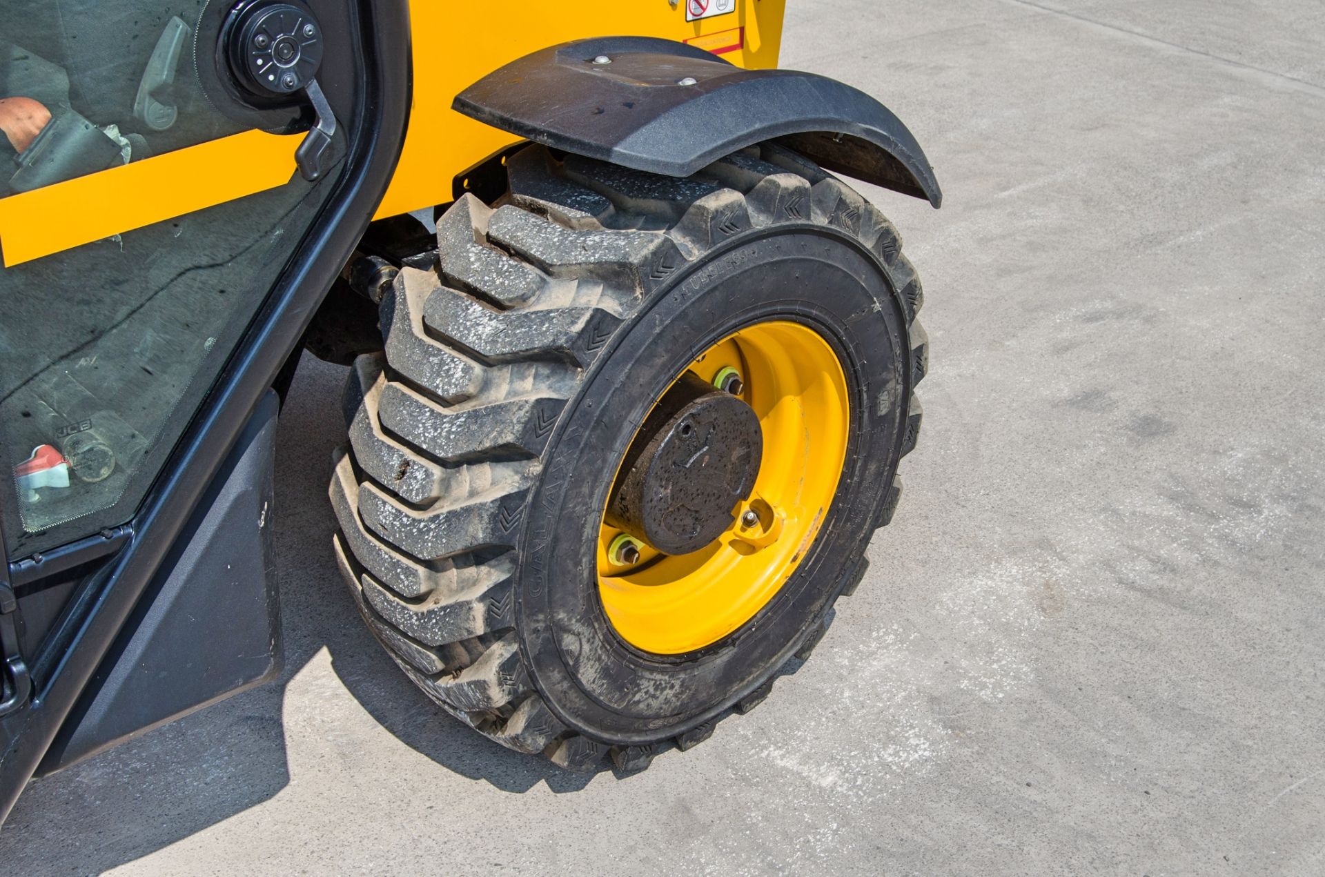 JCB 525-60 Hi-Viz Stage V 6 metre telescopic handler Year: 2024 S/N: 3328455 Recorded Hours: 920 c/w - Image 14 of 26