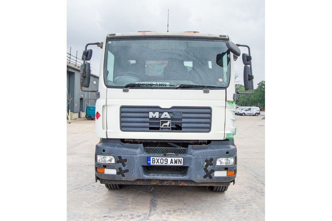 MAN 26 tonne 6870cc diesel Phoenix hot box Registration Number: BX09 AWN Date of Registration: 01/ - Image 5 of 34