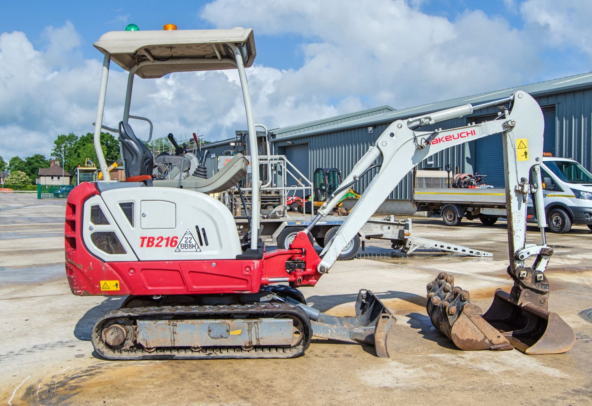 Takeuchi TB216 1.6 tonne rubber tracked mini excavator Year: 2021 S/N: 216018237 Recorded Hours: - Image 9 of 37