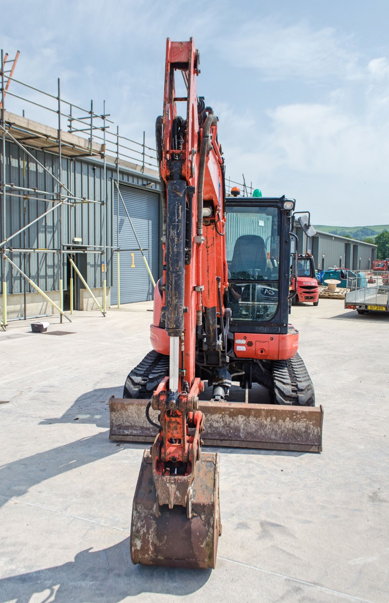 Kubota U55-4 5.5 tonne rubber tracked excavator Year: 2014 S/N: 52375 Recorded Hours: 3768 blade, - Image 8 of 28