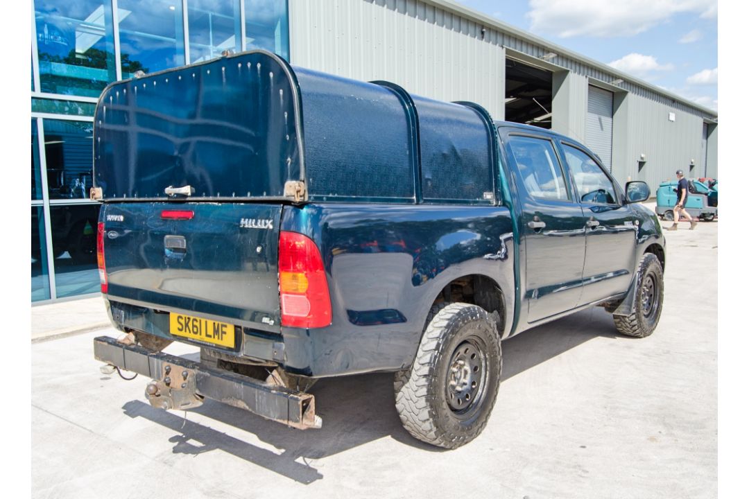 Toyota Hilux HL2 D-4D 2494cc diesel 5 speed manual 4 wheel drive double cab pick up Registration - Image 4 of 32
