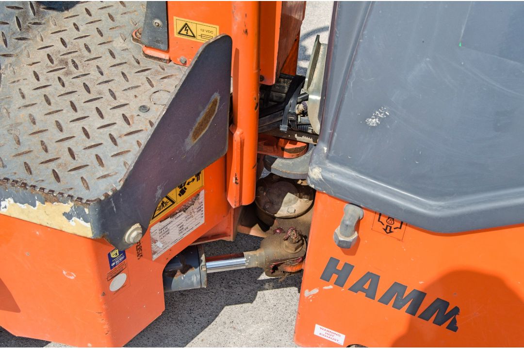 Hamm HD8VV double drum ride on roller Year: 2016 S/N: H1993533 Recorded Hours: 240 A728565 - Image 14 of 20