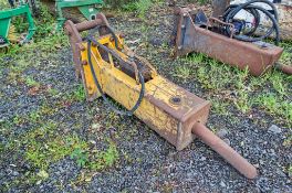 Hydraulic breaker Pin diameter: 65mm Pin centres: 380mm Pin width: 260mm
