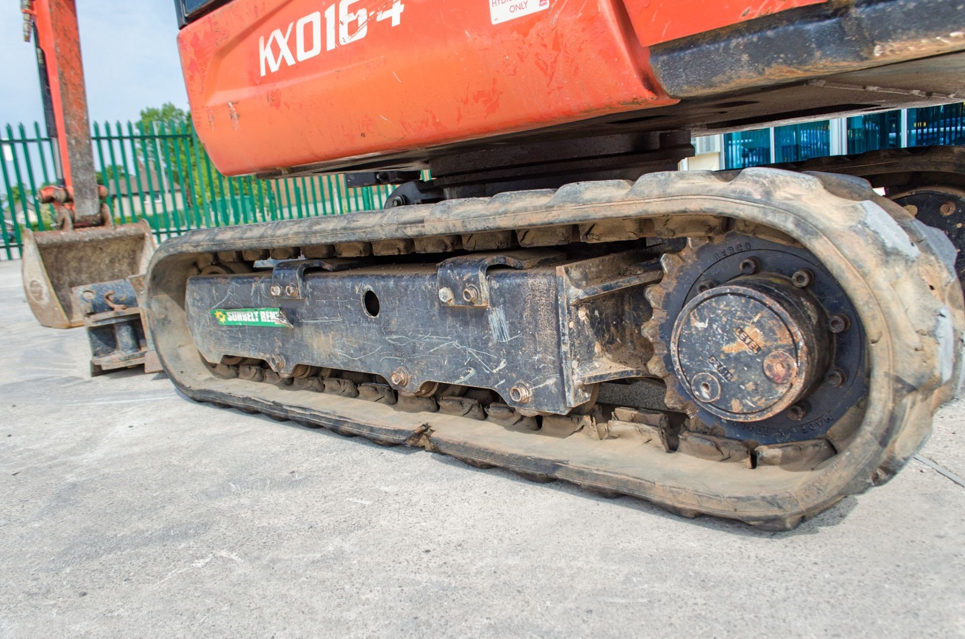 Kubota KX016-4 1.6 tonne rubber tracked excavator Year: 2018 S/N: 62838 Recorded Hours: 869 piped, - Image 13 of 28
