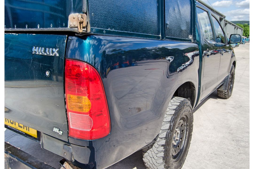 Toyota Hilux HL2 D-4D 2494cc diesel 5 speed manual 4 wheel drive double cab pick up Registration - Image 12 of 32