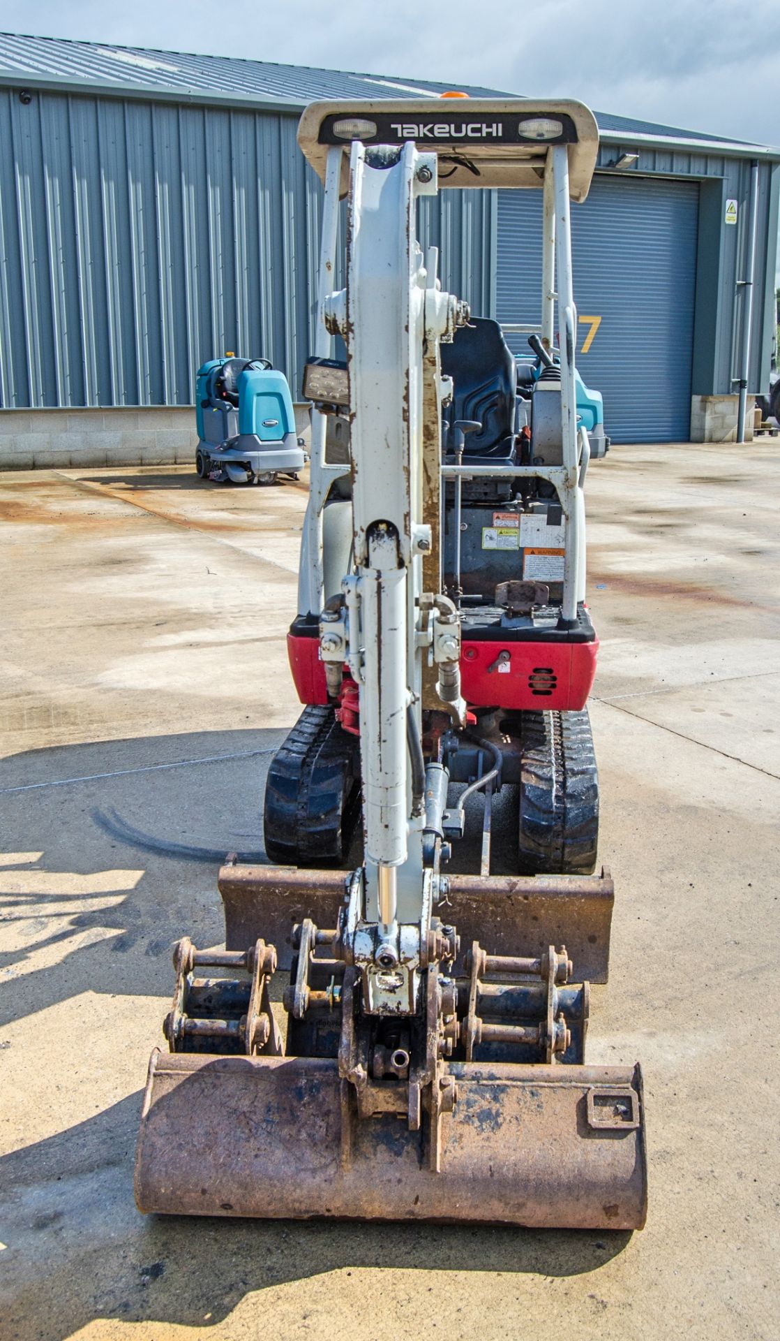 Takeuchi TB216 1.6 tonne rubber tracked mini excavator Year: 2021 S/N: 216018237 Recorded Hours: - Image 6 of 37